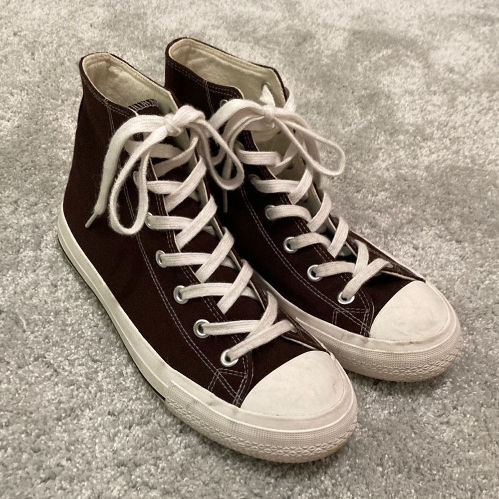 Brown converse look a like